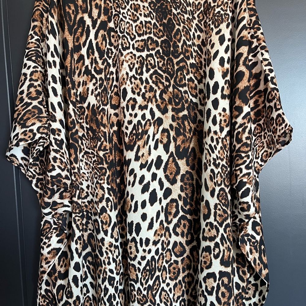 Show Me Your Mumu Peta Tunic Tiramisu Cheetah 🐆 - Picture 6 of 6